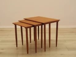 Tables en teck, design danois, années 1970, fabriqué au Danemark