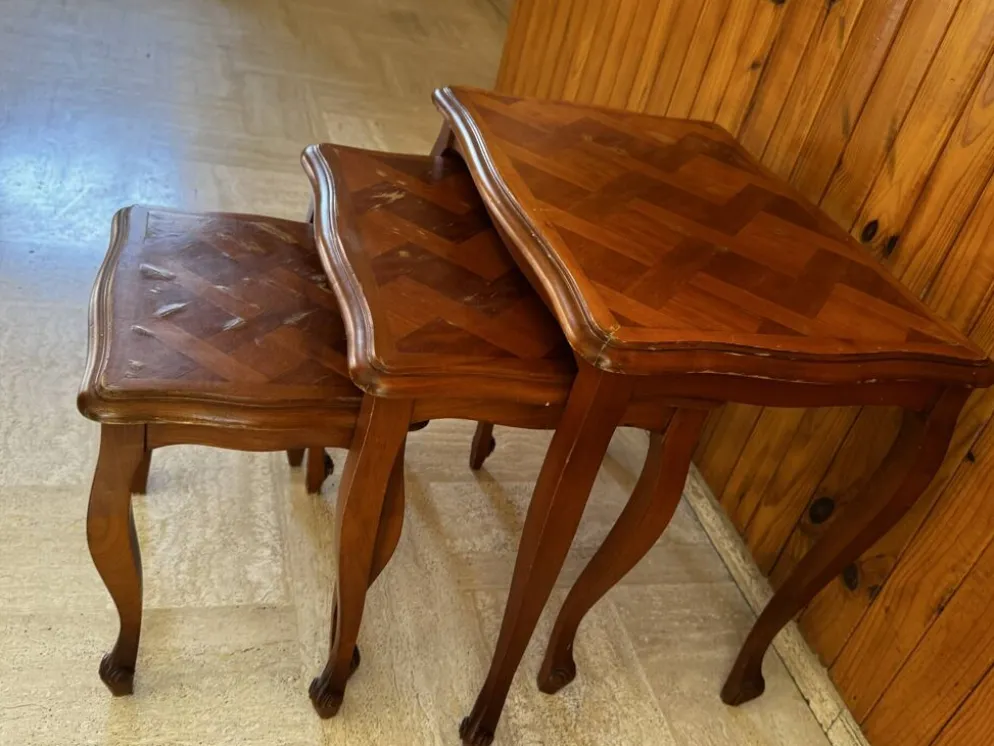 3 tables gigogne