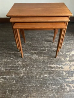 Tables gigogne de Kai Kristiansen édité par VM Denmark 1950