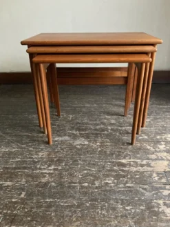 Tables gigogne de Kai Kristiansen édité par VM Denmark 1950