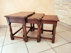 Tables gigognes