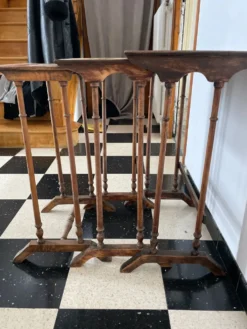 Tables gigognes Anglaises