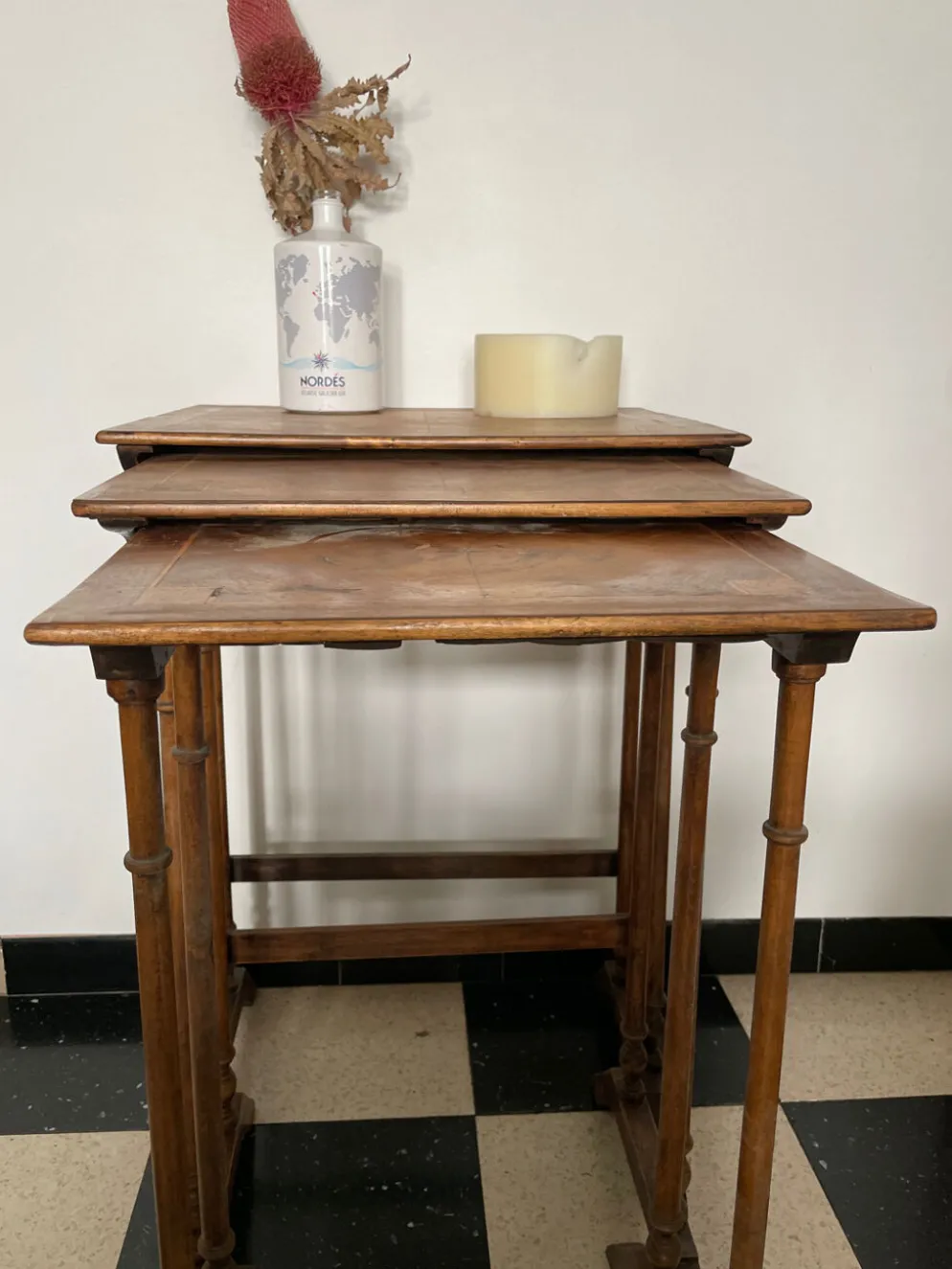 Tables gigognes Anglaises