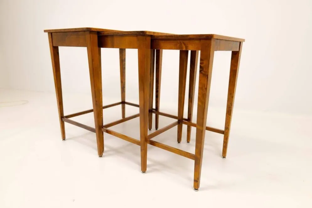 Tables gigognes Art déco en acajou et bouleau teinté, NK Suède, années 1940