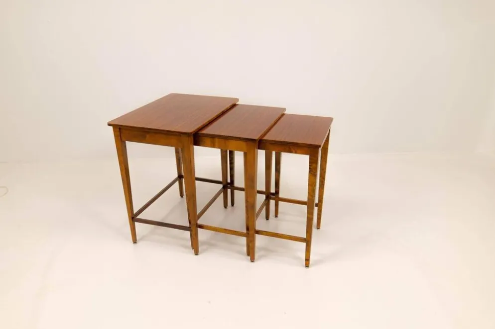 Tables gigognes Art déco en acajou et bouleau teinté, NK Suède, années 1940