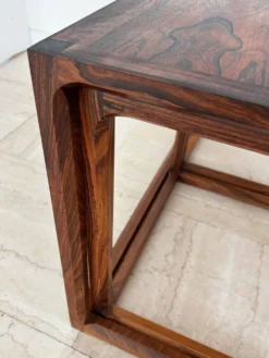 Tables gigognes attribuées à Aksel Kjesgaard, Danemark, années 1960, ensemble de 3.