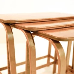 3 tables gigognes Axel Larsson pour Bodafors, années 1930