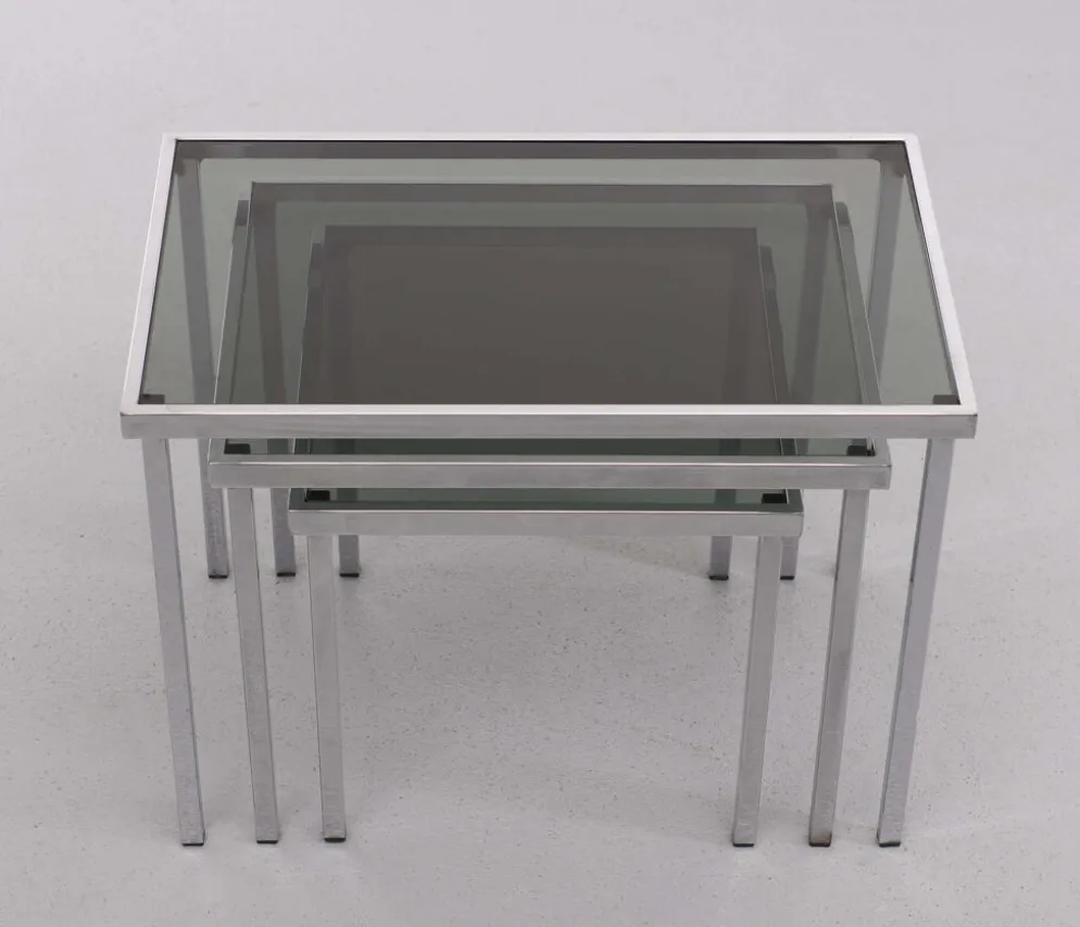 Tables gigognes cadre chromé verre fumé années 1970
