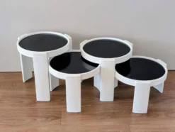 4 tables gigognes Cassina 780 Gianfranco Frattini, années 1960