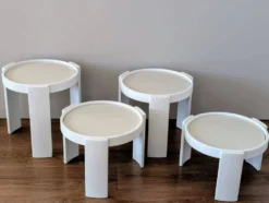4 tables gigognes Cassina 780 Gianfranco Frattini, années 1960