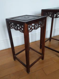 3 tables gigognes chinoises en bois et laiton