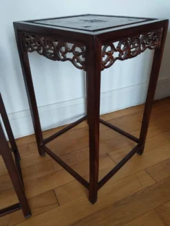 3 tables gigognes chinoises en bois et laiton