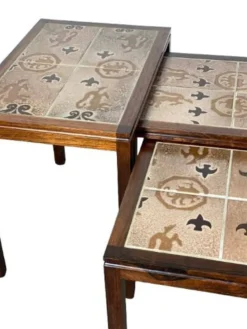 Tables gigognes danoises en palissandre et céramique par Willy Ryomgard, Mo