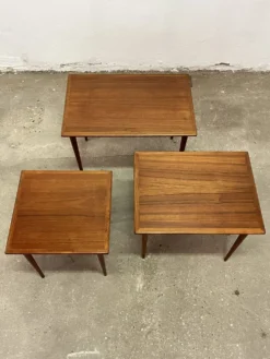 Tables gigognes danoises en teck