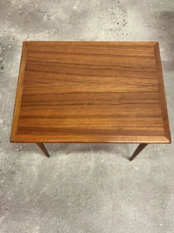 Tables gigognes danoises en teck