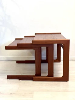 Tables gigognes danoises vintage en teck
