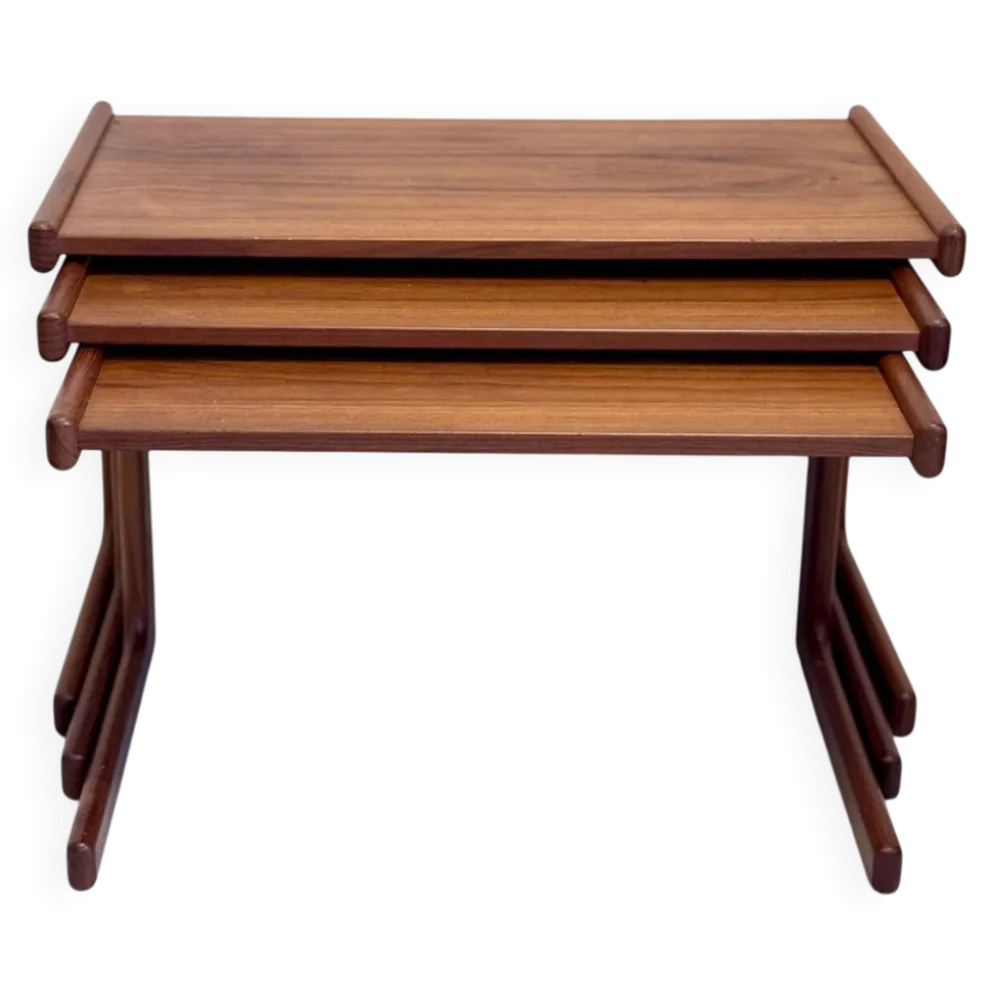 Tables gigognes danoises vintage en teck