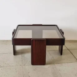 Tables gigognes empilables Gianfranco Frattini pour Cassina (lot de 3)