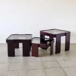 Tables gigognes empilables Gianfranco Frattini pour Cassina (lot de 3)