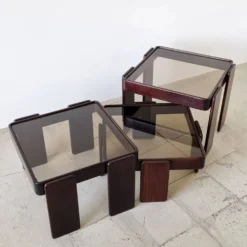 Tables gigognes empilables Gianfranco Frattini pour Cassina (lot de 3)