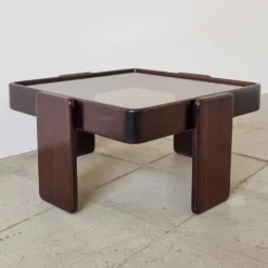 Tables gigognes empilables Gianfranco Frattini pour Cassina (lot de 3)