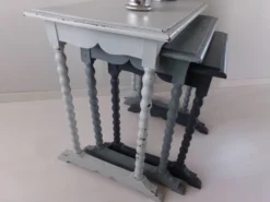 Tables gigognes en bois