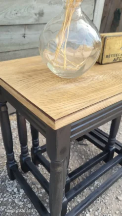 Tables gigognes en bois