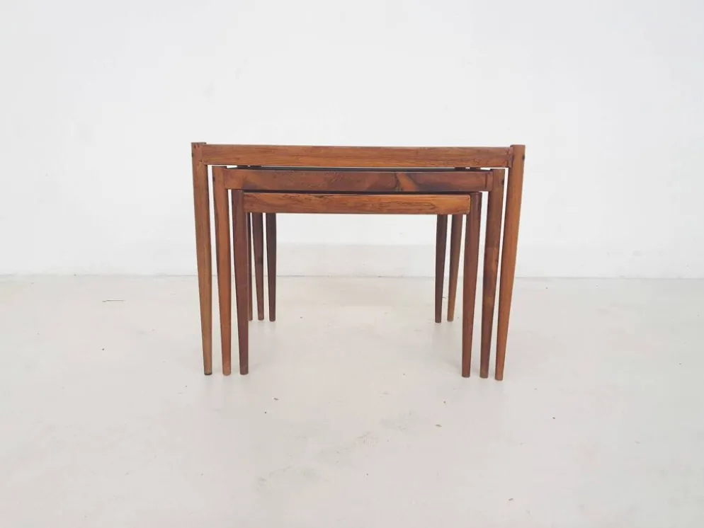 Tables gigognes en bois du milieu du siècle, Pays-Bas, années 1950