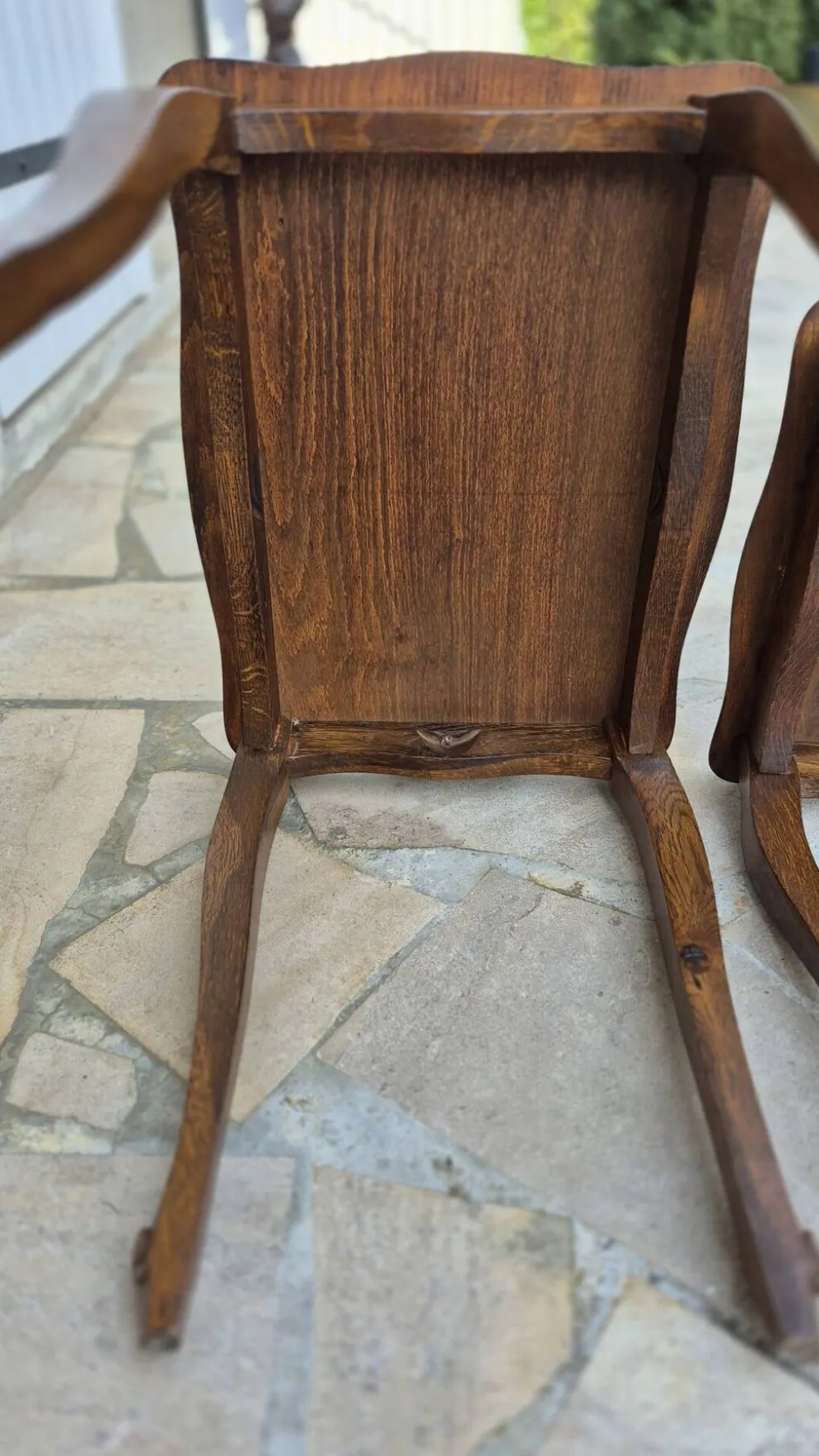 2 tables gigognes en bois massif style Louis XV