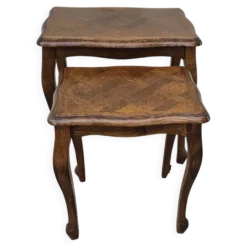 2 tables gigognes en bois massif style Louis XV
