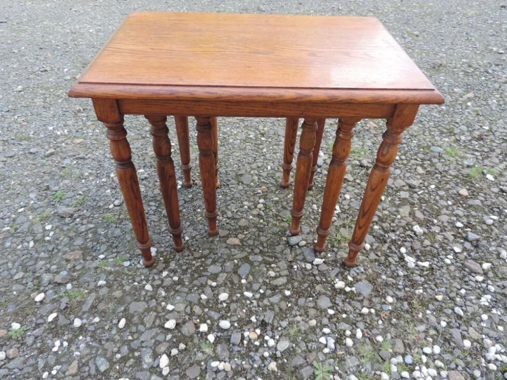3 tables gigognes en chêne