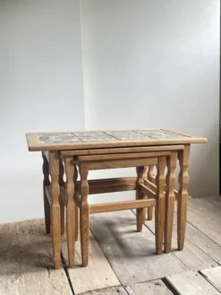 3 tables gigognes en chêne de Henning Kjærnulf pour EG Kvalitets, Danemark, années 1960
