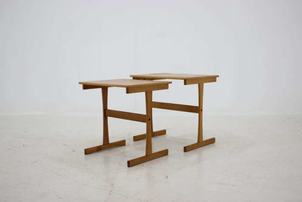 Tables gigognes en chêne des années 1960 Danemark