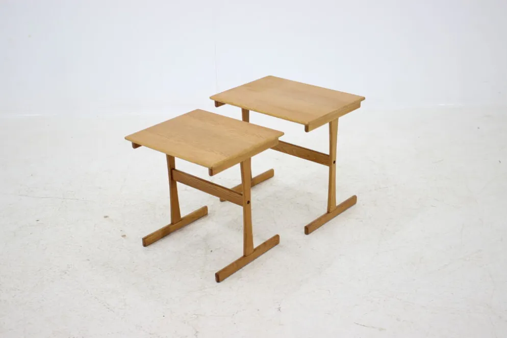Tables gigognes en chêne des années 1960 Danemark