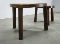 Tables gigognes en chêne massif, milieu du siècle, tchécoslovaques des années 1960, ensemble de trois.