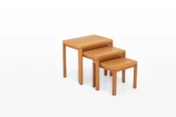 Tables gigognes en chêne vintage par Van Den Berghe Pauvers, années 1970, ensemble de 3