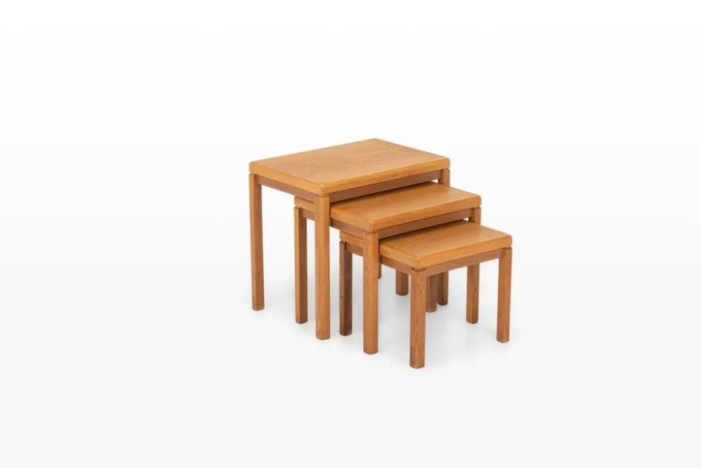 Tables gigognes en chêne vintage par Van Den Berghe Pauvers, années 1970, ensemble de 3