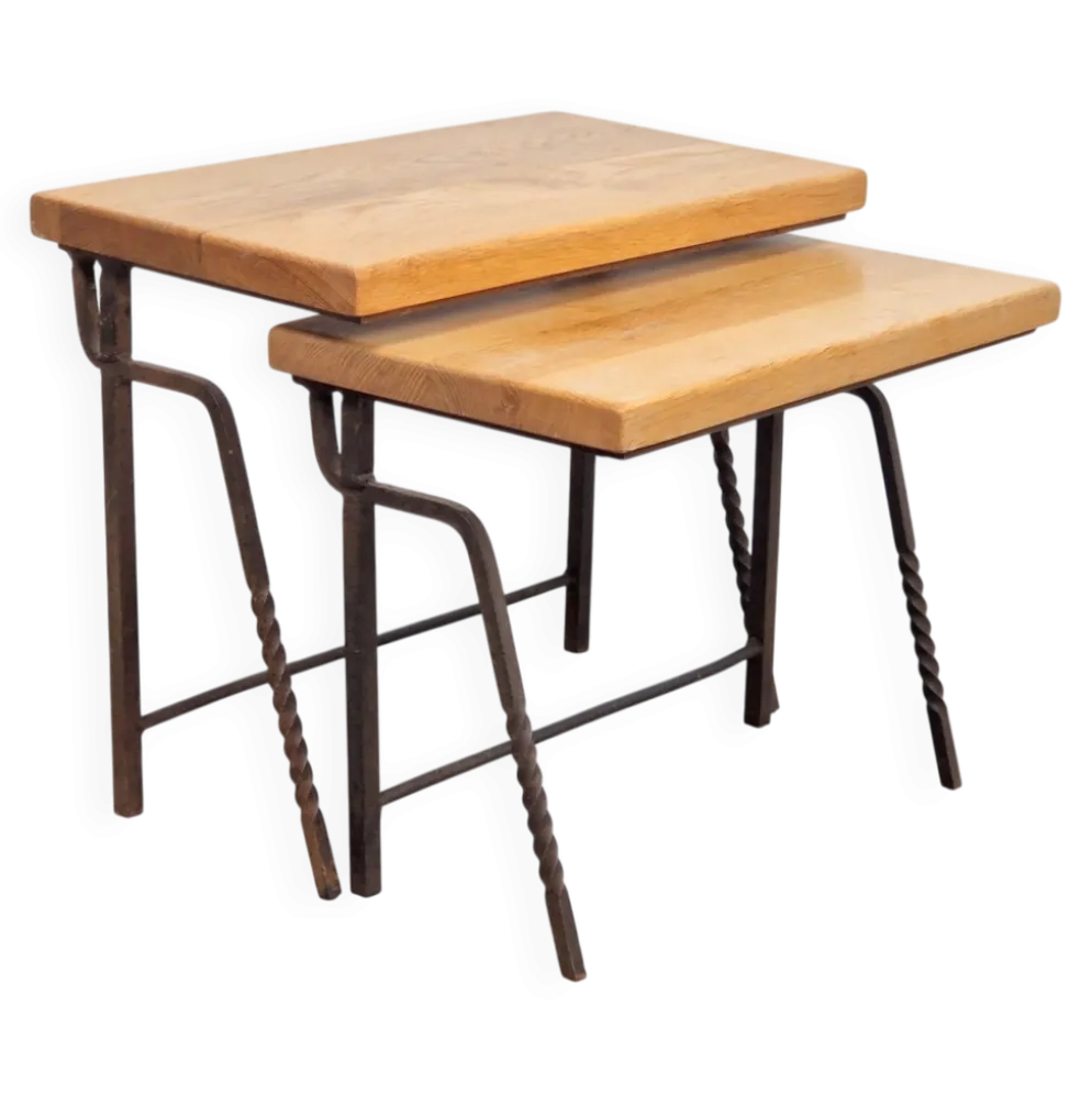 Tables gigognes en fonte brut et chêne, années 1970, ensemble de 2