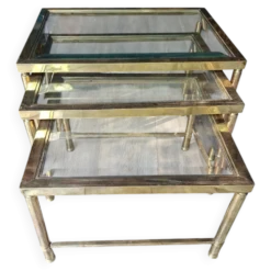 Tables gigognes en laiton