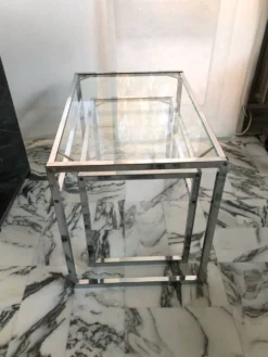 Tables gigognes en métal chromé et verre , Italie circa 1970