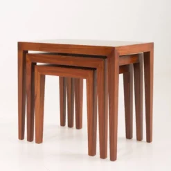 Tables gigognes en palissandre Severin Hansen, Haslev, Danemark, années 1960. Lot de 3