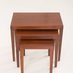 Tables gigognes en palissandre Severin Hansen, Haslev, Danemark, années 1960. Lot de 3