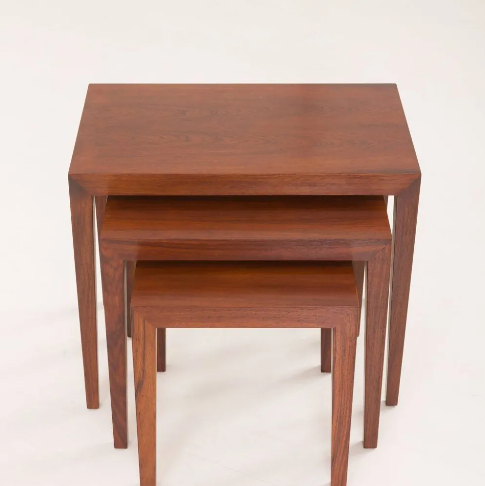 Tables gigognes en palissandre Severin Hansen, Haslev, Danemark, années 1960. Lot de 3