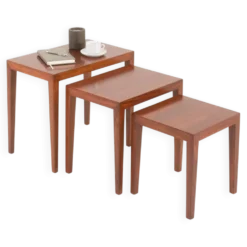 Tables gigognes en palissandre Severin Hansen, Haslev, Danemark, années 1960. Lot de 3