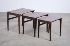 Tables gigognes en palissandre danois du milieu du siècle par Brdr. Furbo, années 1960.