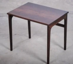 Tables gigognes en palissandre danois du milieu du siècle par Brdr. Furbo, années 1960.