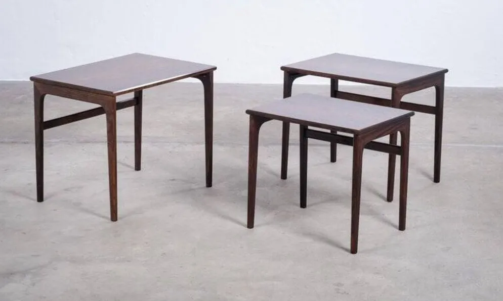 Tables gigognes en palissandre danois du milieu du siècle par Brdr. Furbo, années 1960.
