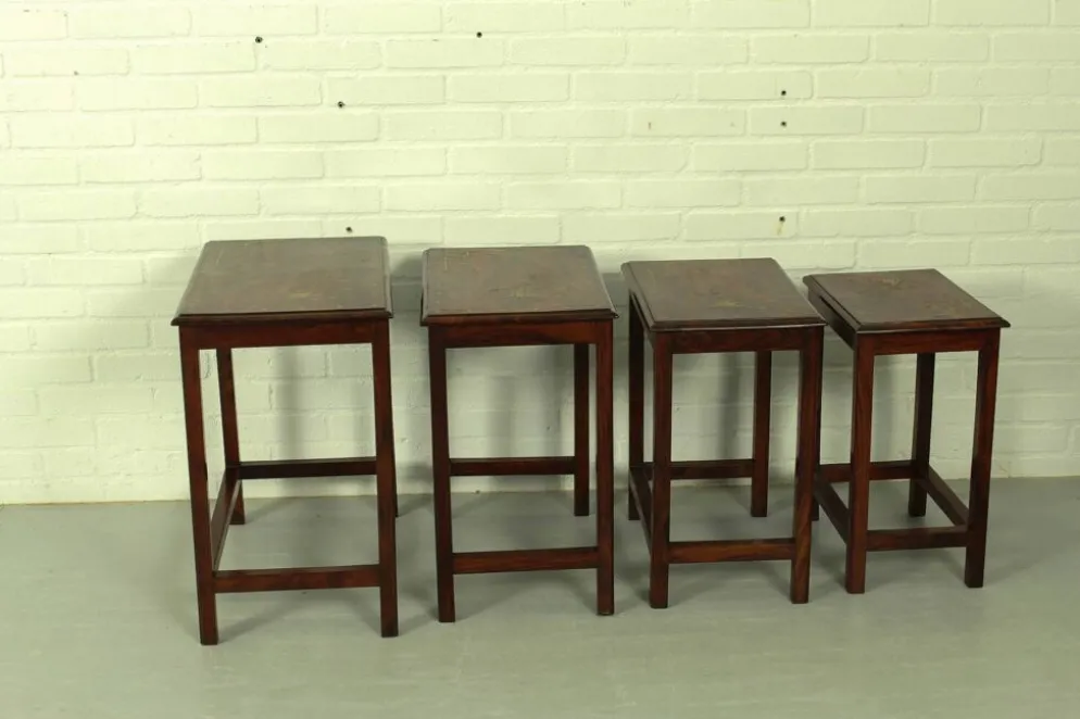 Tables gigognes en palissandre italien avec incrustation de cuivre