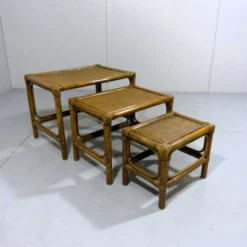 Tables gigognes en rotin, années 1970