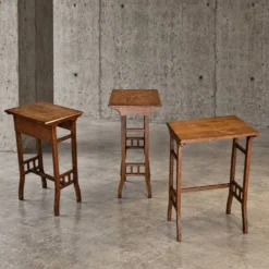 3 tables gigognes / ensemble gigogne / arts et métiers / années 1950
